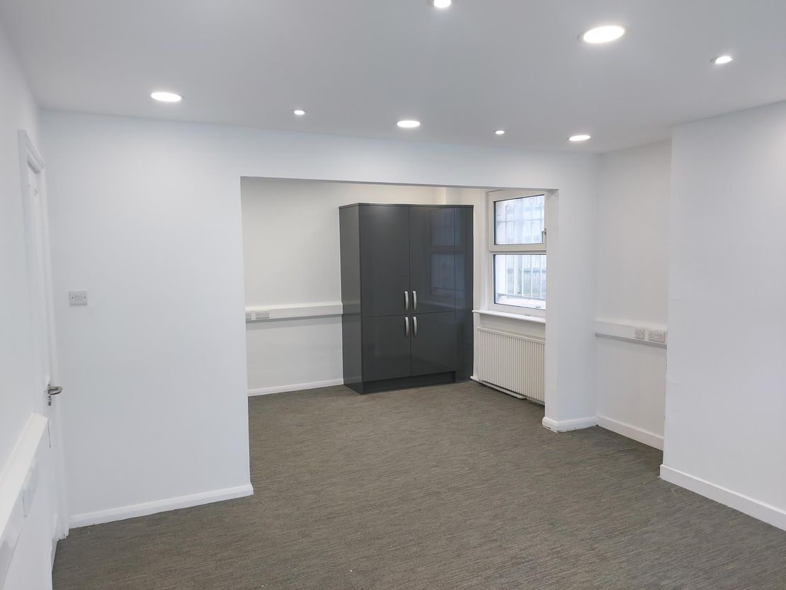 Spa House, 18 Upper Grosvenor Road, Tunbridge Wells, Kent, TN1 2EP