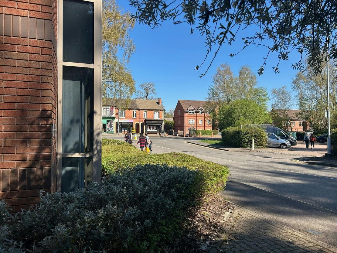 Unit 4, Wellington Business Park, Crowthorne, RG45 6LS