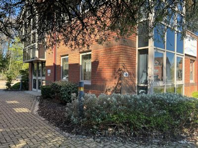 Property Image for Unit 4, Wellington Business Park, Crowthorne, RG45 6LS