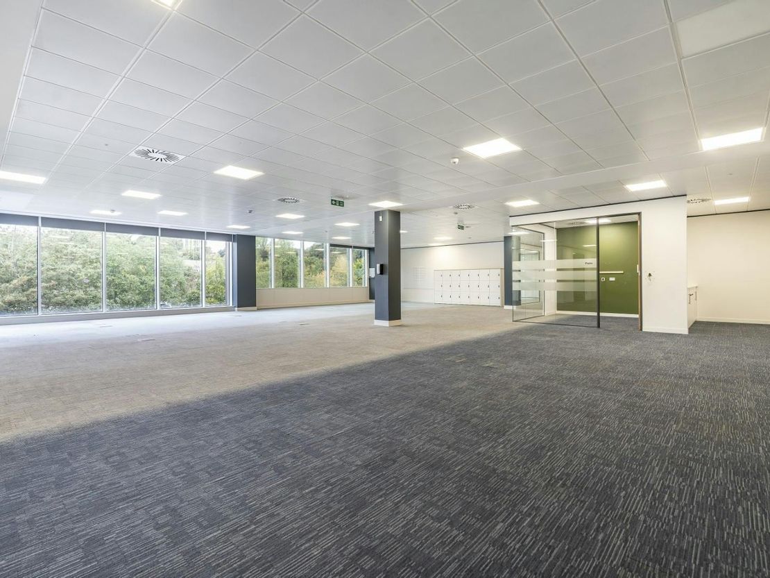 Westside Two, London Road, Apsley, HP3 9TD