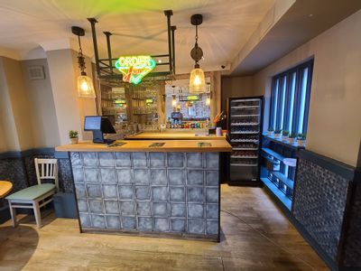 Property Image for 1490 / 1492, Stratford Road, Hall Green, Birmingham, West Midlands, B28 9ET