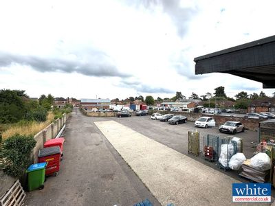 Property Image for 3 Market Square, Bicester, OX26 6AA