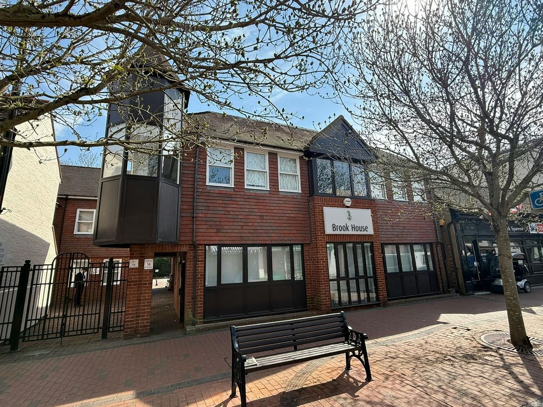 Brook House, 56 Guildford Street, Chertsey, KT16 9BE