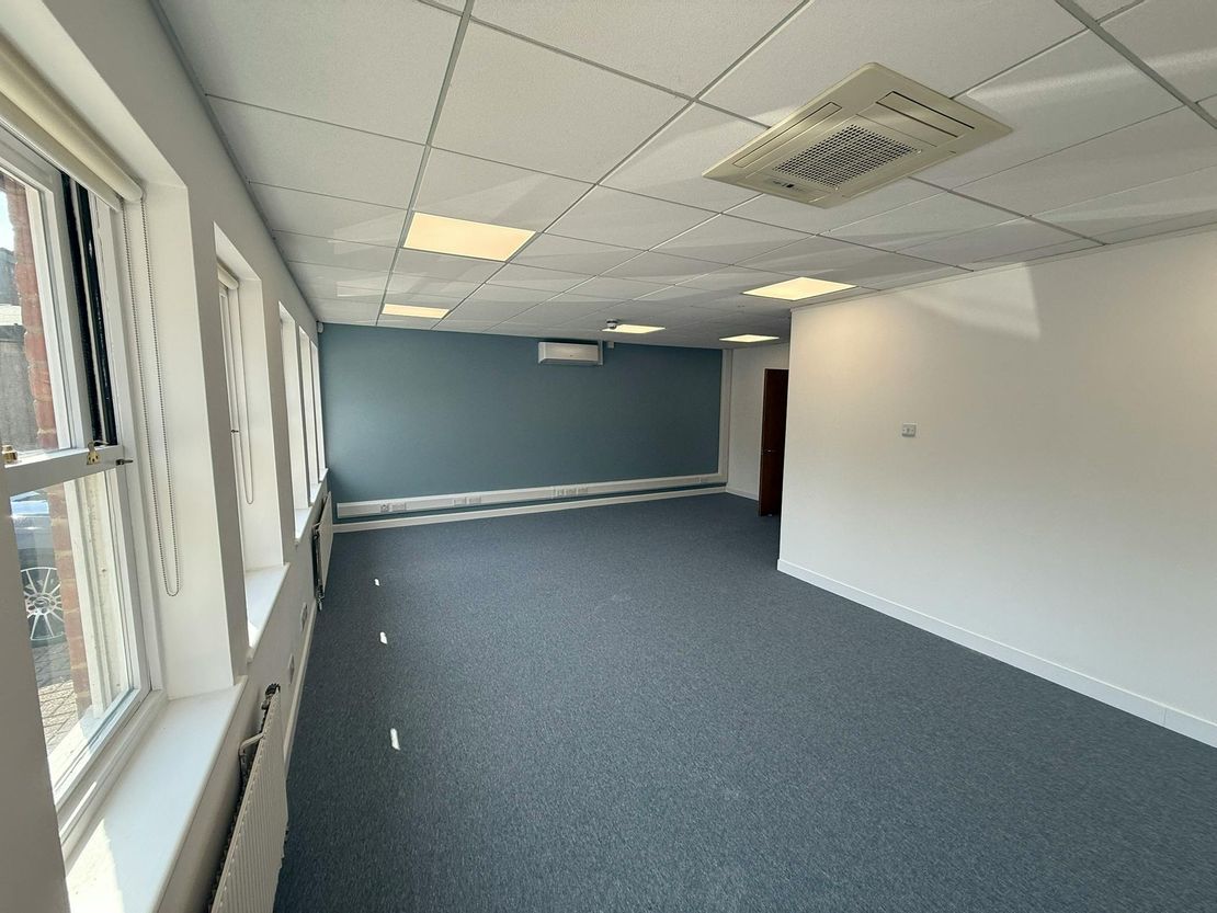 Brook House, 56 Guildford Street, Chertsey, KT16 9BE