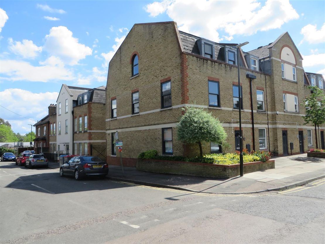 St. Georges Road, London