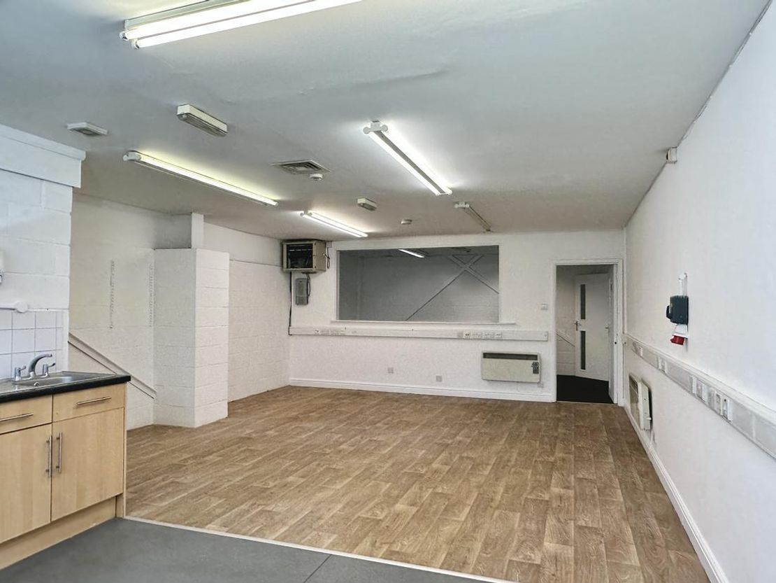 Unit 4, Hyatt Trading Estate, Babbage Road, Stevenage, Hertfordshire, SG1 2EQ