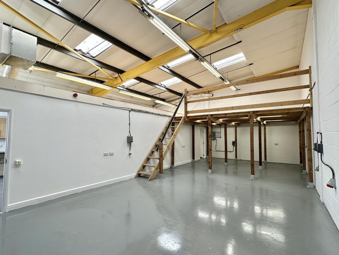 Unit 4, Hyatt Trading Estate, Babbage Road, Stevenage, Hertfordshire, SG1 2EQ