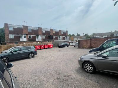 Property Image for 210-238 Frobisher Road, Rugby, Warwickshire, CV22 7JF