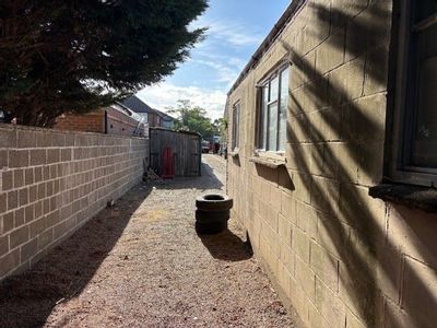 Property Image for Yard, 52 Littleton Road, Shepperton, Ashford, TW15 1UU