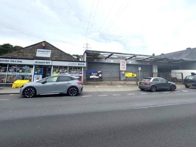Property Image for 141-143 Wakefield Road, Scissett, Huddersfield