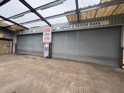 Property Image for 141-143 Wakefield Road, Scissett, Huddersfield