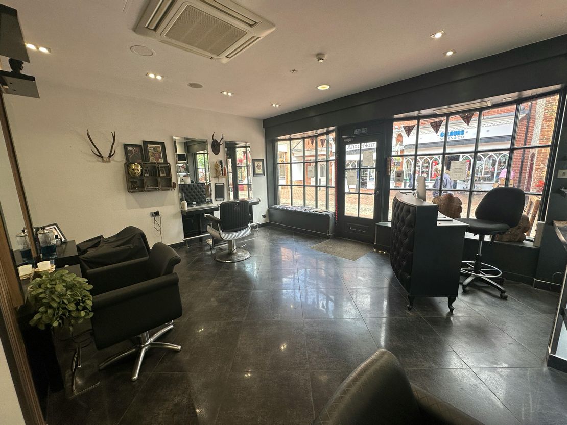 7 Lion & Lamb Yard, Farnham, GU9 7LL