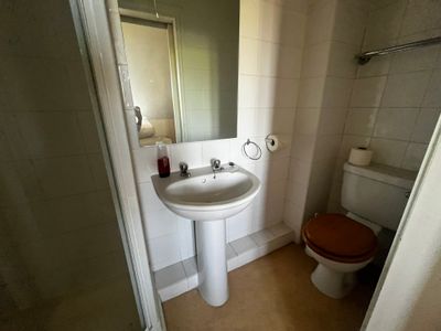 Property Image for 184 Caversham Road, Reading, Berkshire, RG1 8AZ