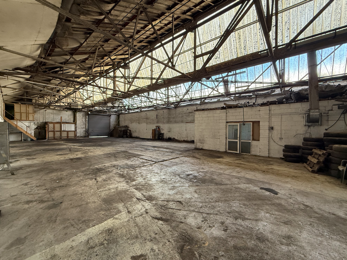 Unit 3, White City Rd, Fforest-fach, Swansea SA5 4EE