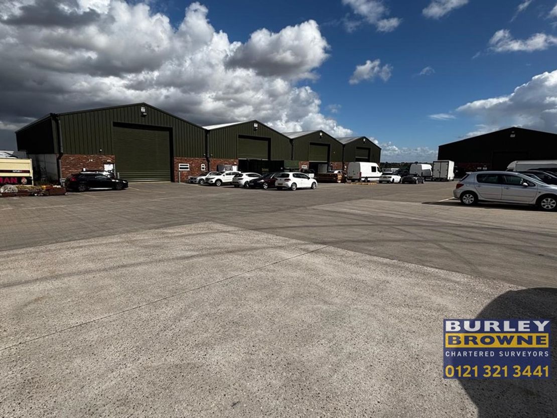 Unit 7, Elford Lowe Farm, Elford Road, Tamworth, Staffordshire, B79 9BJ