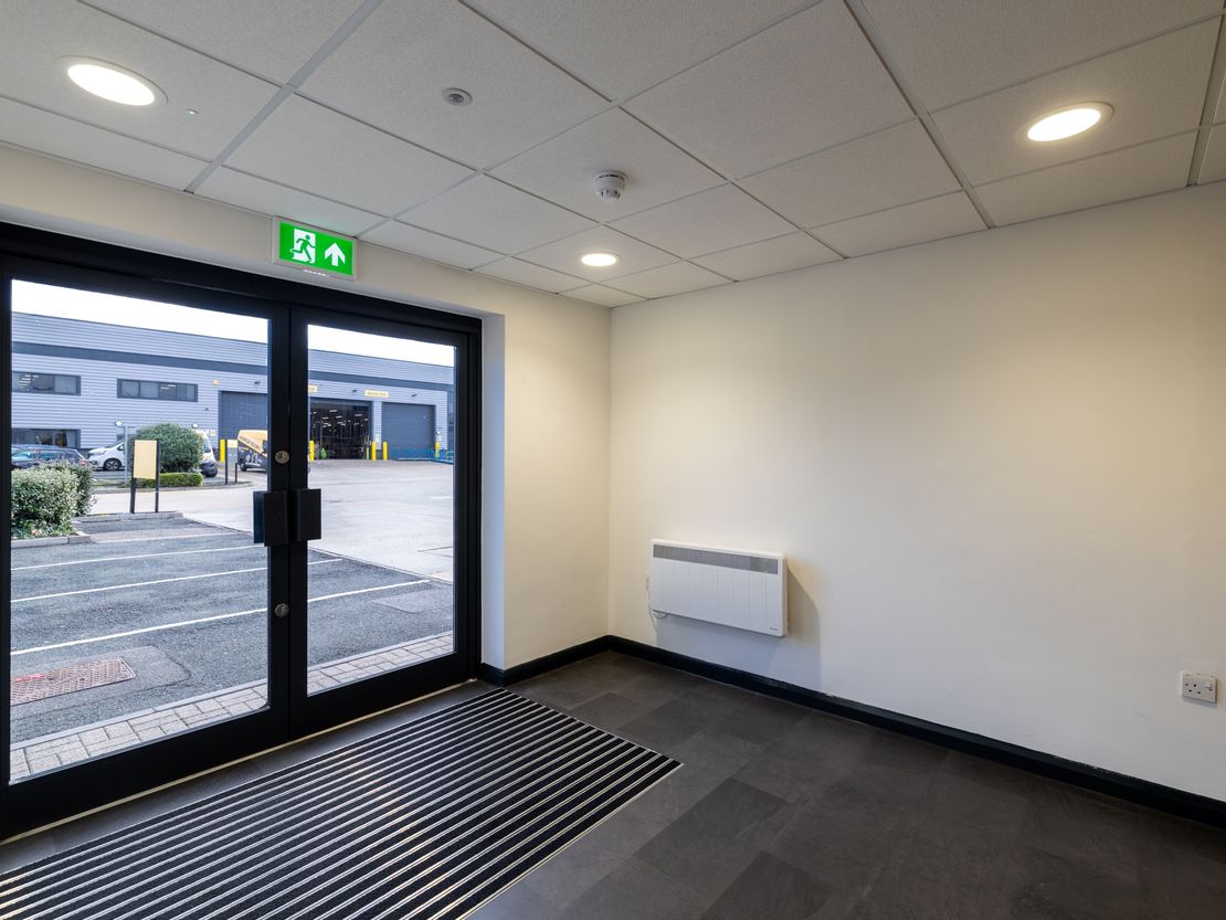 Unit 2, Scimitar Park, Courtauld Road, Basildon, Essex, SS13 1LD