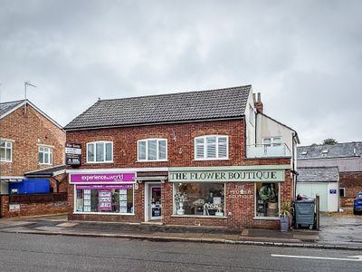 Property Image for 1 High Street, Woburn Sands, Milton Keynes, Buckinghamshire, MK17 8RQ