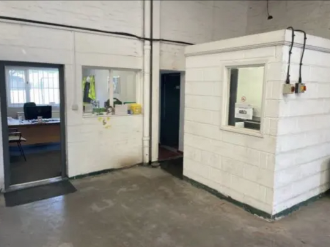 4 Ebenezer St, Swansea SA1 5BJ