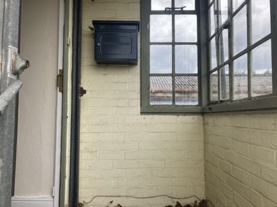 Property Image for Offices at Southlea House, Blounts Ct Rd, Peppard Common, Henley-on-Thames RG9 5EU