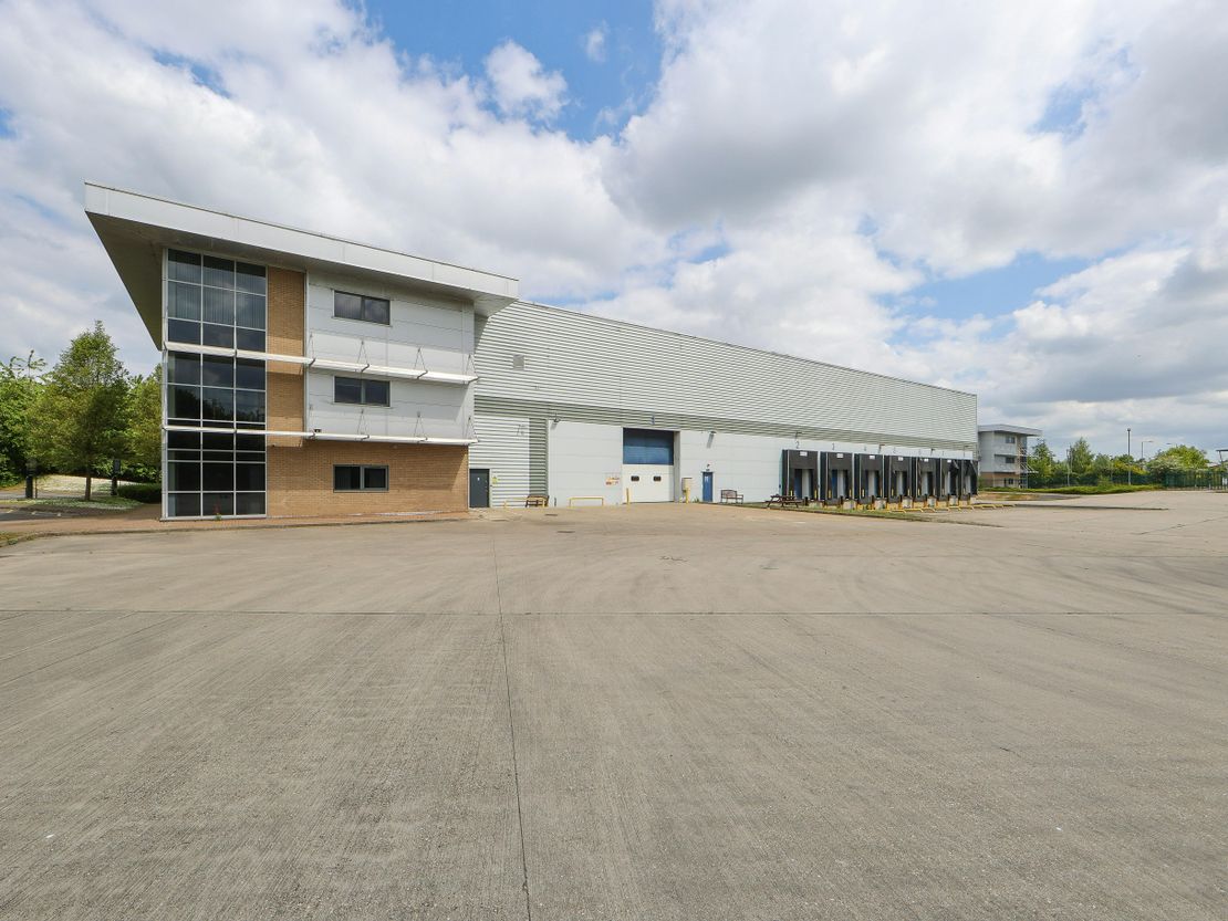 Skyline 120 Business Park, Unit 10a/10b Avenue West, Braintree, CM77 7AA