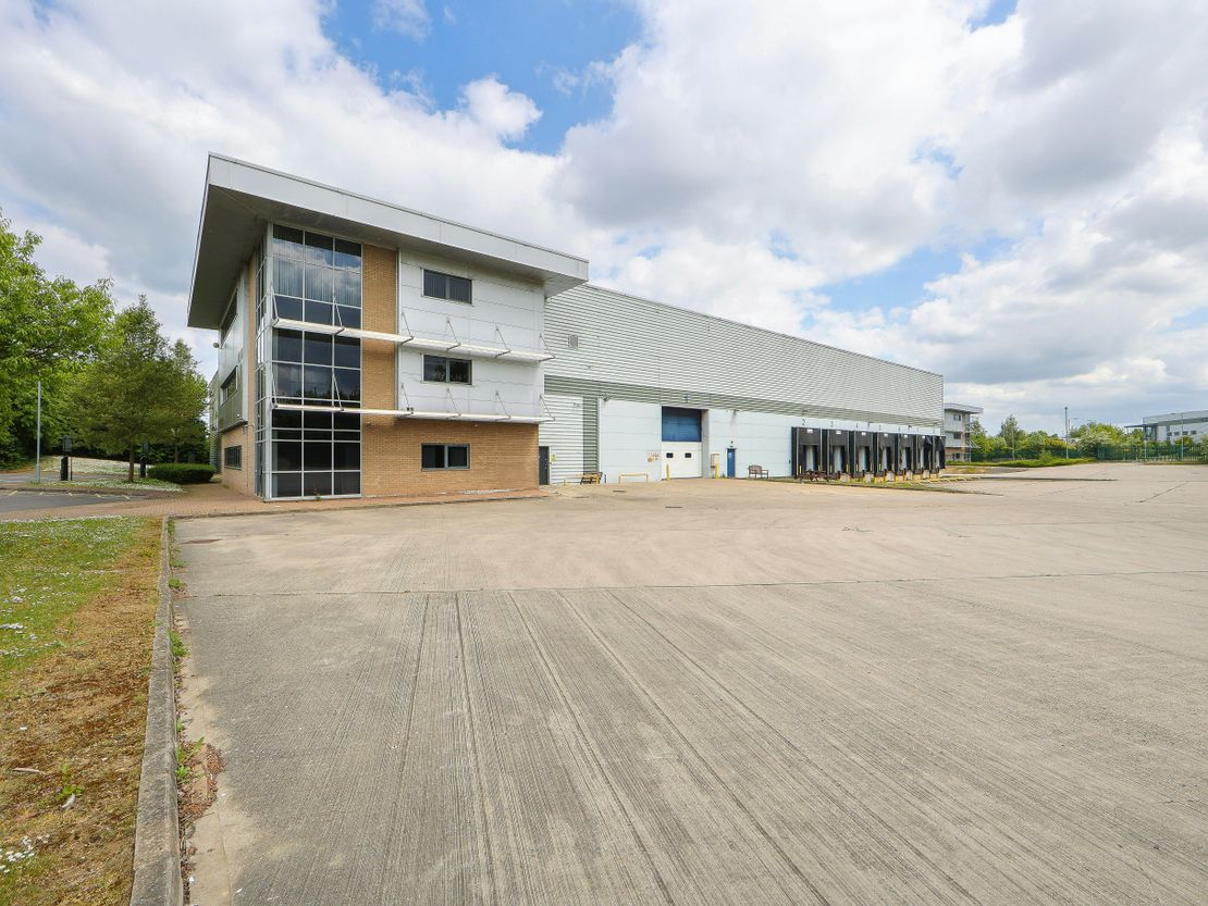 Skyline 120 Business Park, Unit 10a/10b Avenue West, Braintree, CM77 7AA
