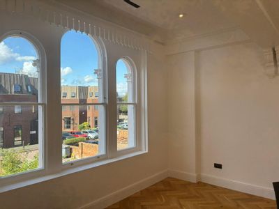 Property Image for Offices, 7 High Street, Windsor, SL4 1LD