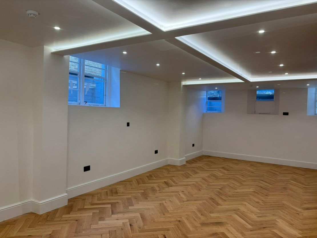 Offices, 7 High Street, Windsor, SL4 1LD