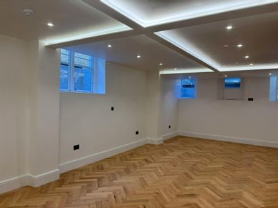 Property Image for Offices, 7 High Street, Windsor, SL4 1LD