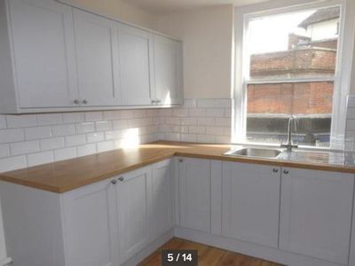Property Image for 2 Church Street, Romsey, Hampshire, SO51 8BU