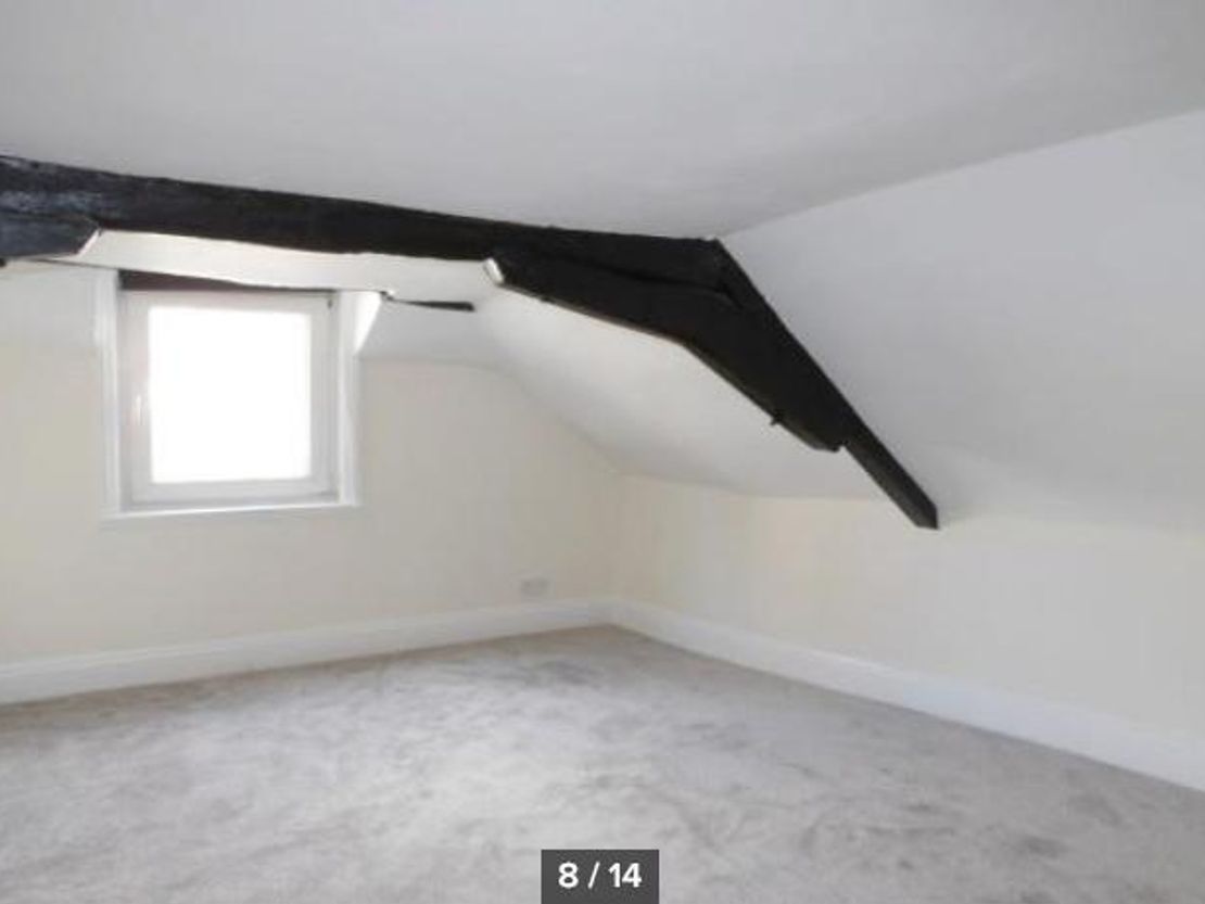 2 Church Street, Romsey, Hampshire, SO51 8BU