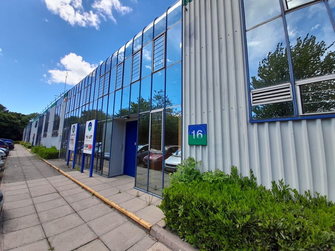 16 Alston Drive, Bradwell Abbey, Milton Keynes, MK13 9HA