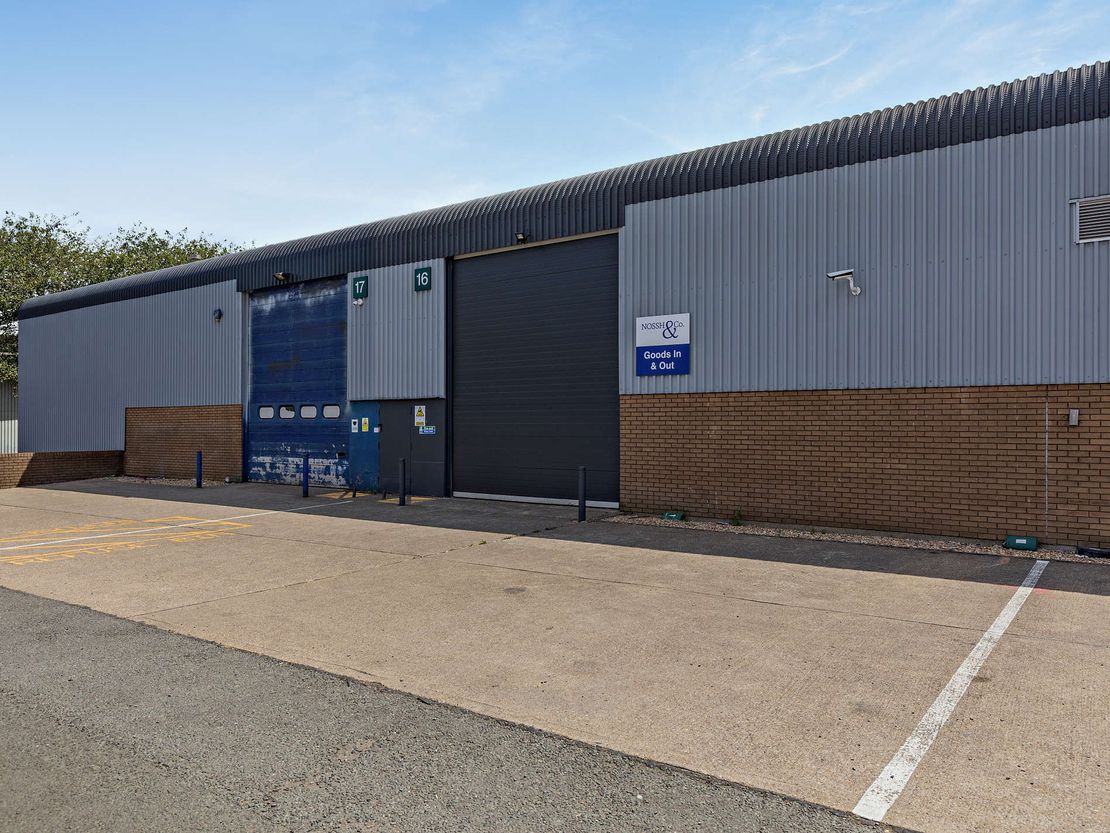 16 Alston Drive, Bradwell Abbey, Milton Keynes, MK13 9HA