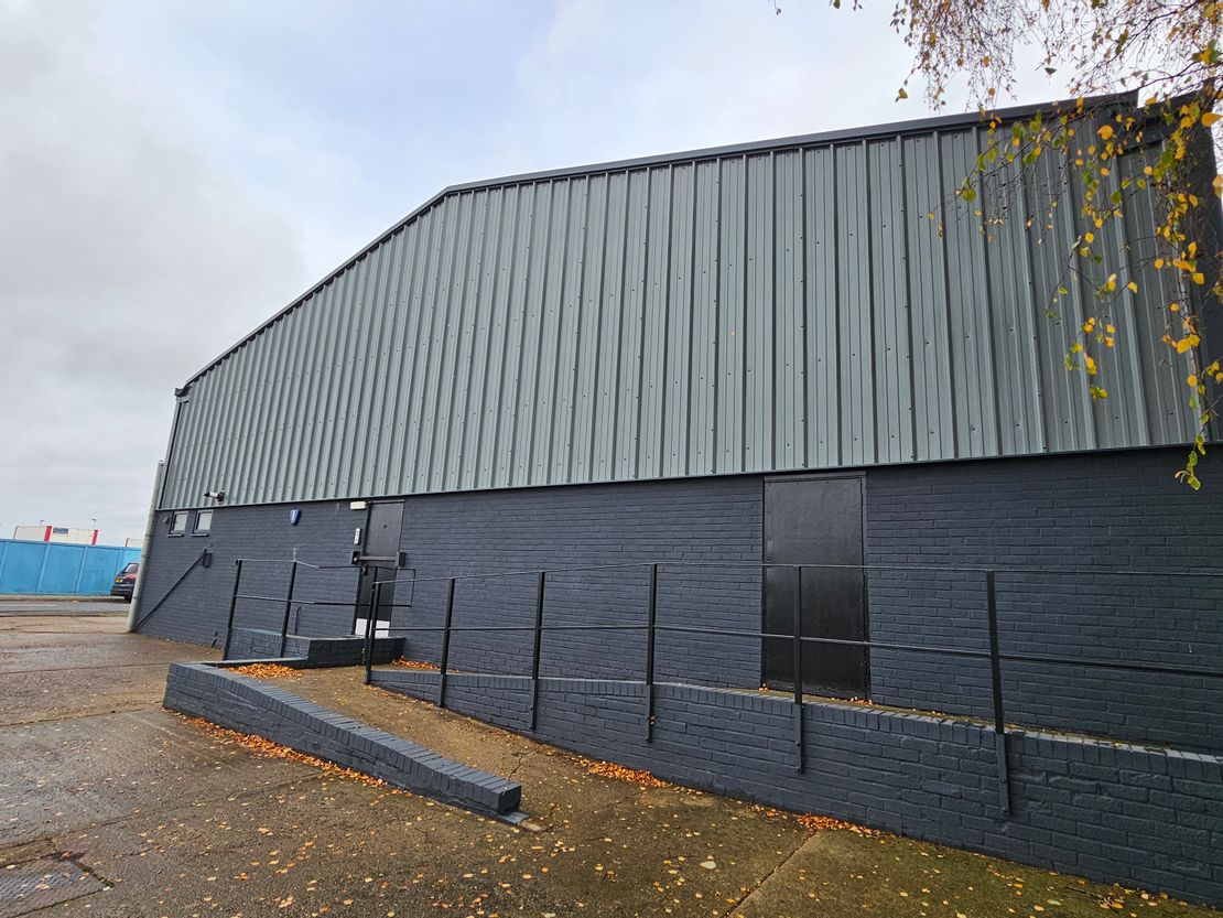 23 Laker Road, Rochester Airport Estate, Rochester, Kent, ME1 3QX