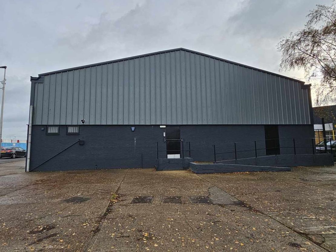 23 Laker Road, Rochester Airport Estate, Rochester, Kent, ME1 3QX