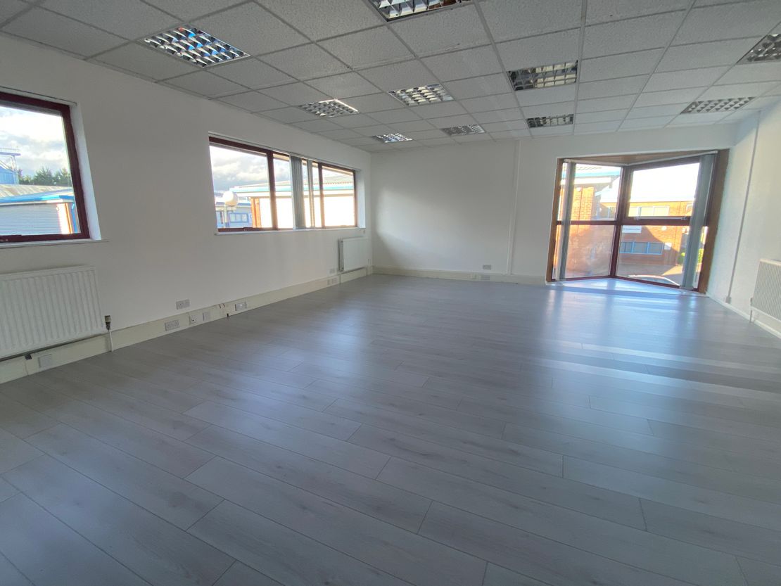 Unit D, Bedford Business Centre, Mile Road, Bedford, Bedfordshire, MK42 9TW
