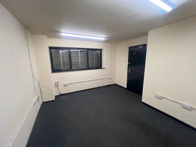 Property Image for Unit 9, Enterprise Park Industrial Estate, Moorhouse Avenue, Leeds, West Yorkshire, LS11 8HA
