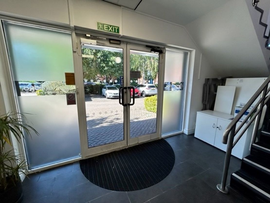 2A, Herongate, Hungerford, West Berkshire, RG17 0YU