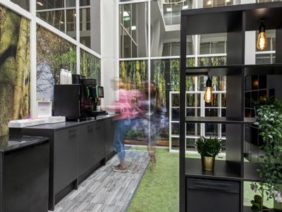 Property Image for Profile West, 950 Great West Road, Brentford, TW8 9ES