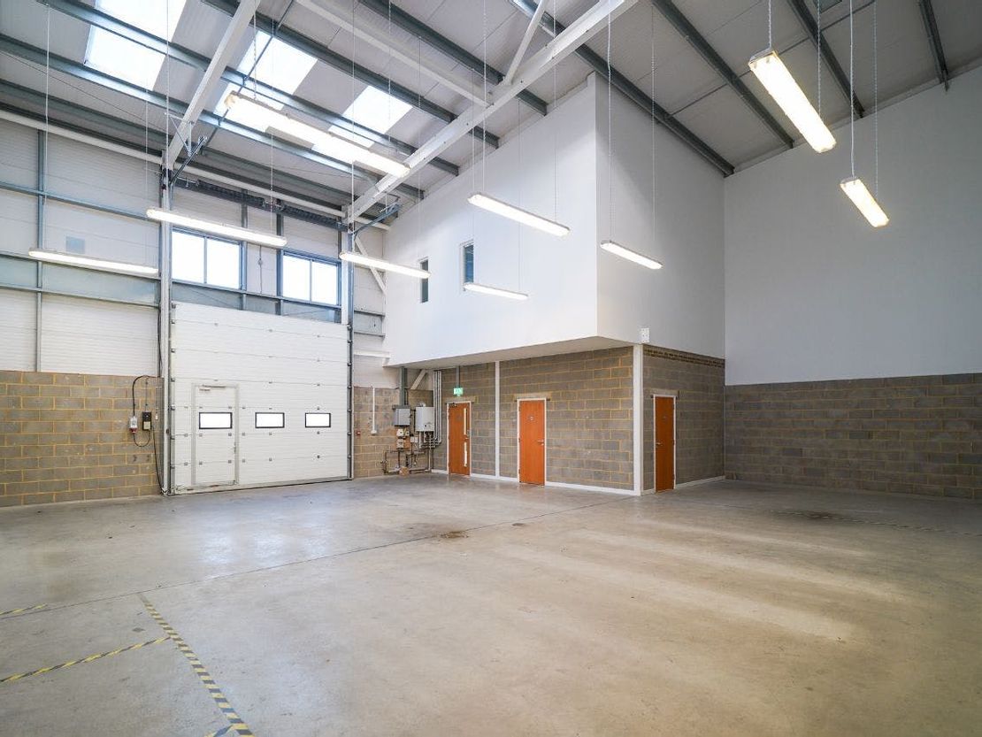 Unit B, 33 The Ridgeway, Iver, SL0 9HW