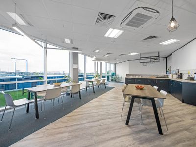Property Image for 1 Heathrow Boulevard, Bath Road, Heathrow, UB7 0DQ