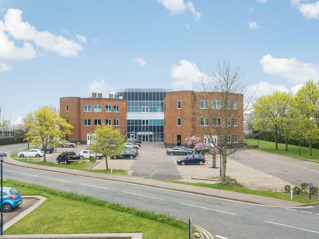 1 Heathrow Boulevard, Bath Road, Heathrow, UB7 0DQ