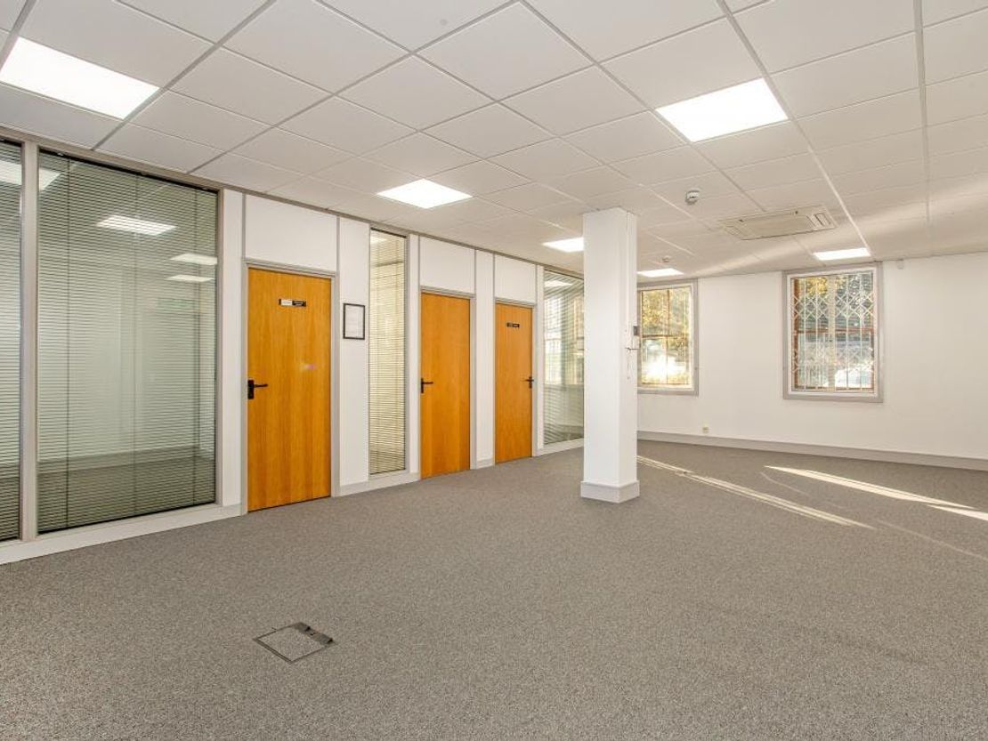 Kingsbridge House, Padbury Oaks, 581 Bath Road, West Drayton, UB7 0EW