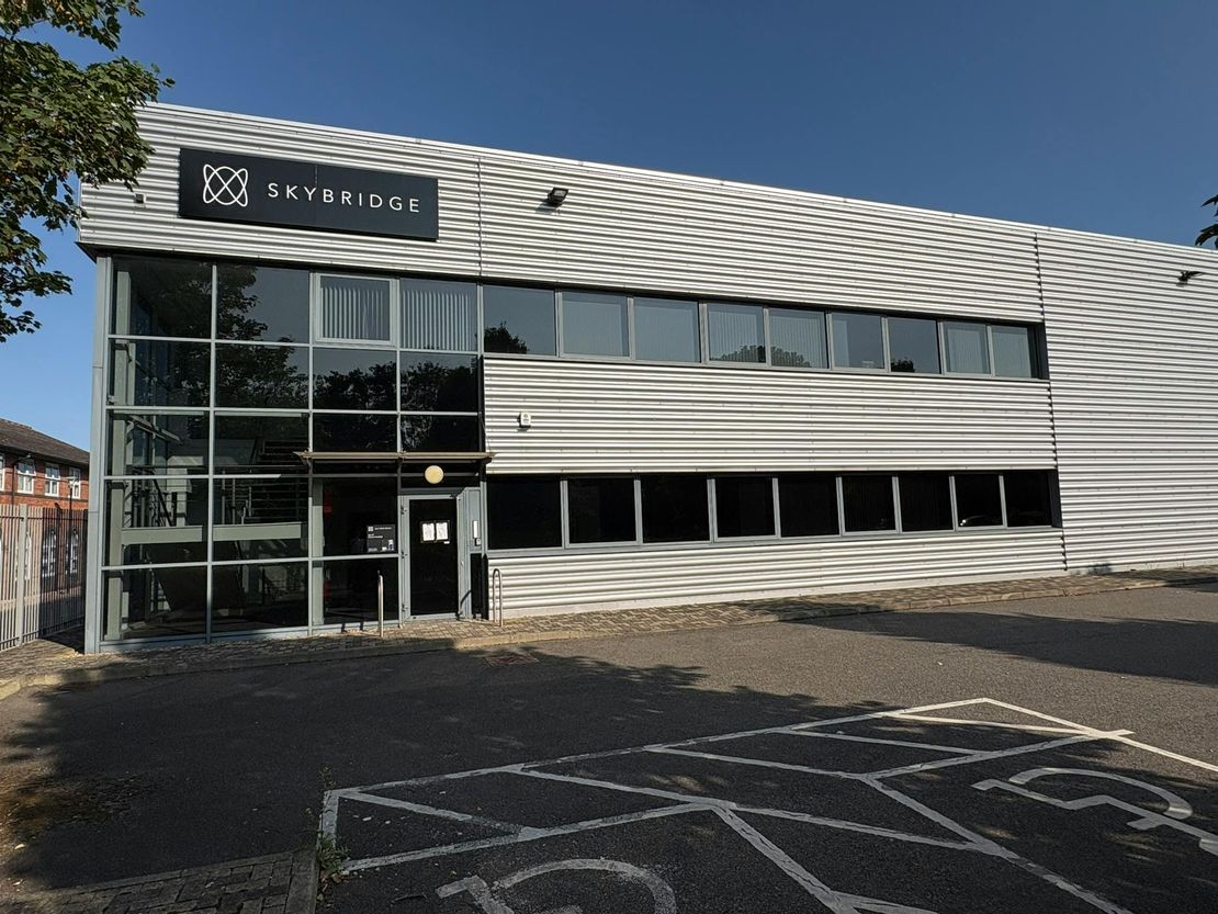 V7 Vector Park, Forest Road, Feltham, TW13 7EJ