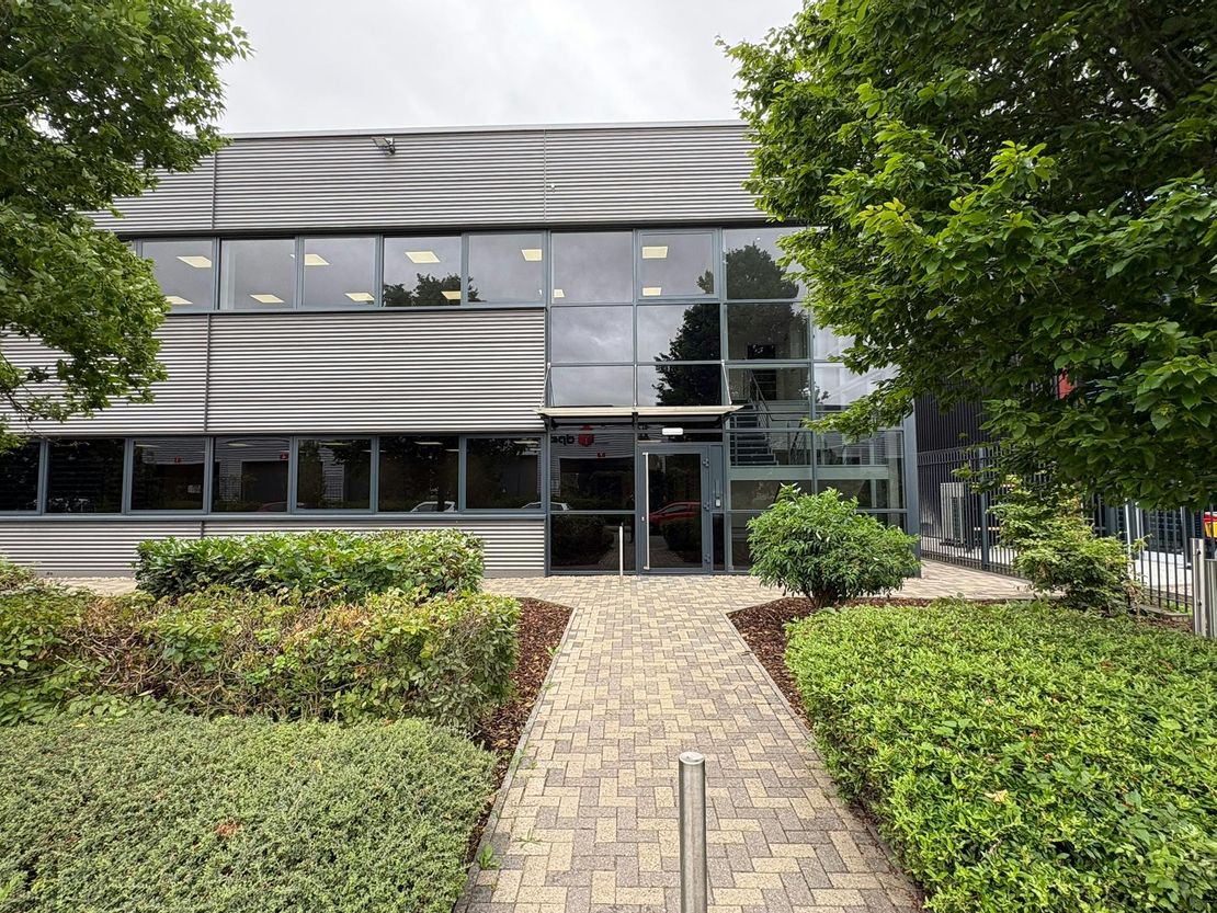 V1 Vector Park, Forest Road, Feltham, TW13 7EJ