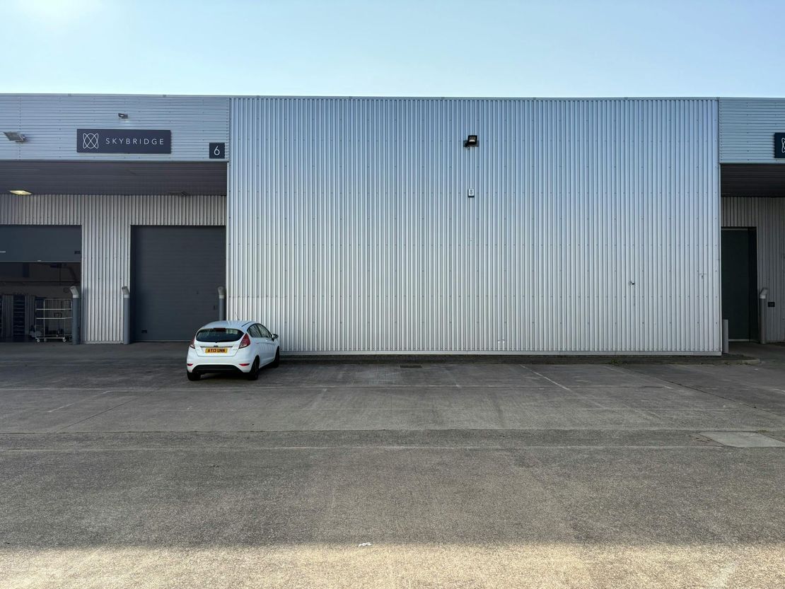 V6 Vector Park, Forest Road, Feltham, TW13 7EJ