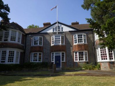 Property Image for 3 Cortlandt, George Street, Hailsham, BN27 1AE