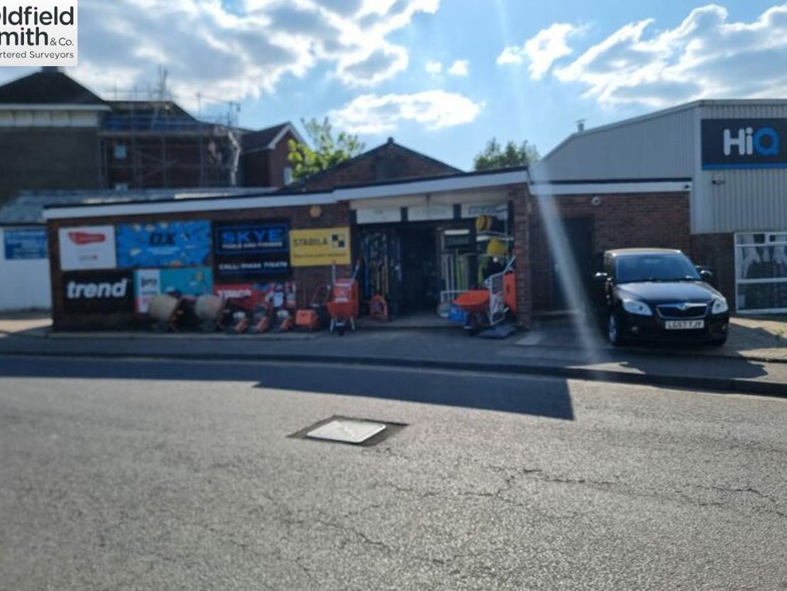 1a Bridge Road, Haywards Heath, RH16 1UA