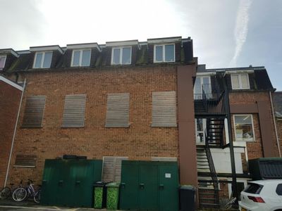 Property Image for 58-62 High Street & Flats 1&2, 3c, Cherwell Road, Heathfield, TN21 8JT