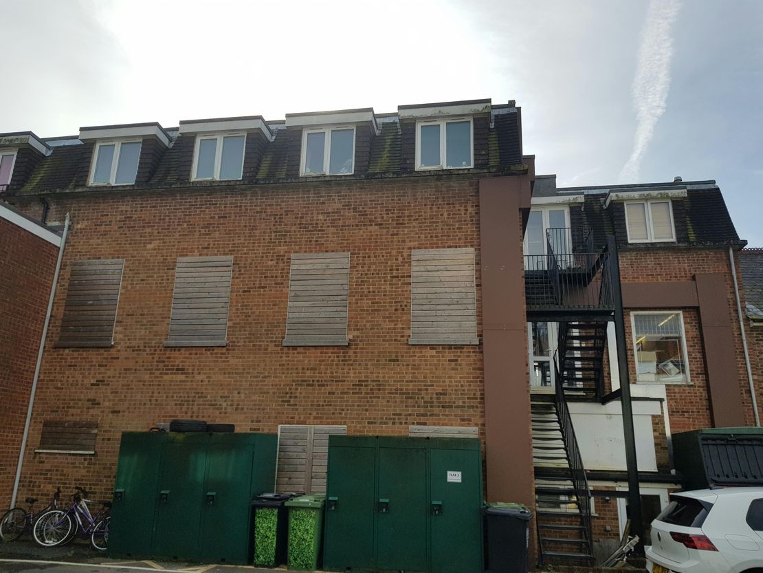 58-62 High Street & Flats 1&2, 3c, Cherwell Road, Heathfield, TN21 8JT
