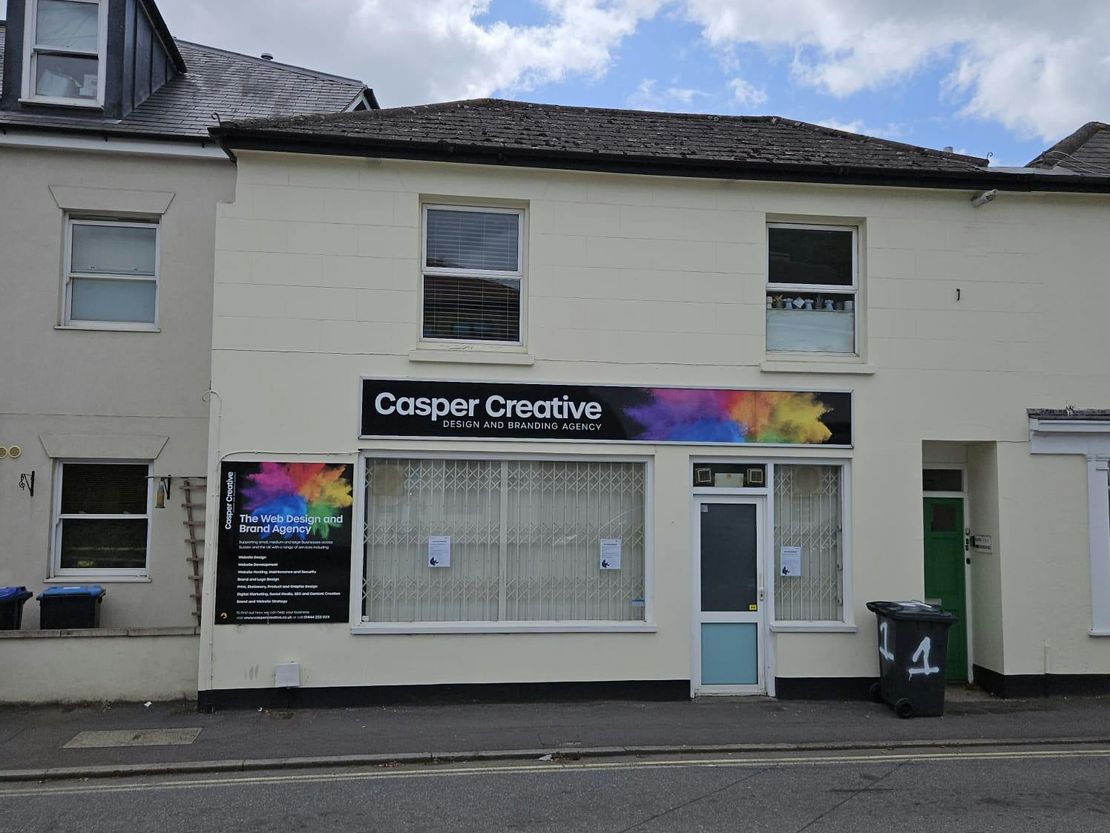 207 Lower Church Road, Burgess Hill, RH15 9AA